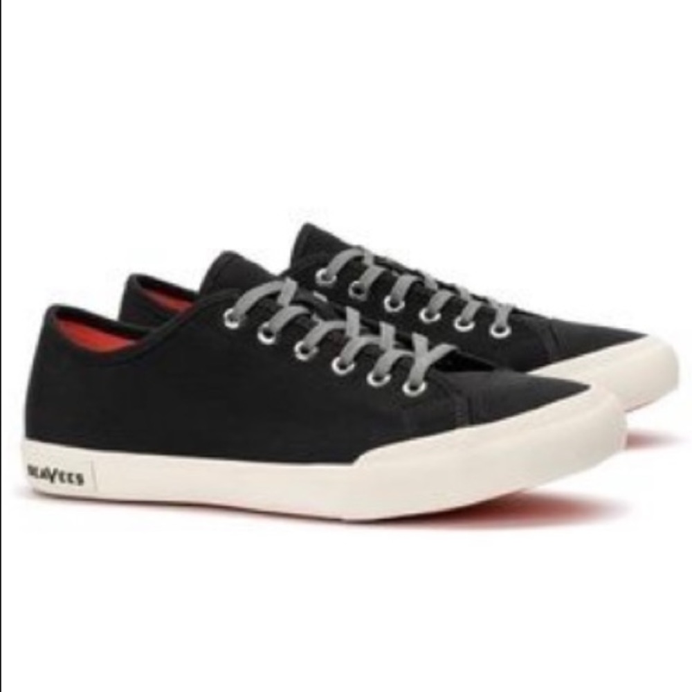 SeeVees Army Issue Exhibition Grade Nylon Green Sneakers * Shoe Obsessed Seller!